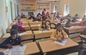 शैक्षिक ओलम्पियाड स्पर्धा में उत्साहपूर्वक शामिल हुए विद्यार्थी