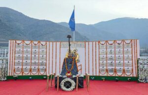 देश ने मनाया ब्लैक डे, पीएम मोदी ने पुलवामा शहीदों को किया याद और श्रद्धांजलि अर्पित