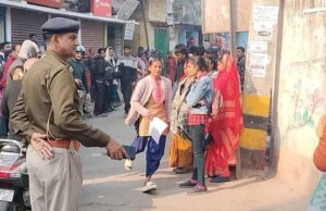 बिहार बोर्ड इंटर परीक्षा में पहले दिन कई जगह हंगामा