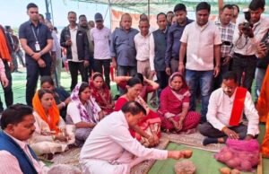 उद्योग मंत्री लखनलाल देवांगन ने किया विकास कार्यो का भूमिपूजन व लोकार्पण
