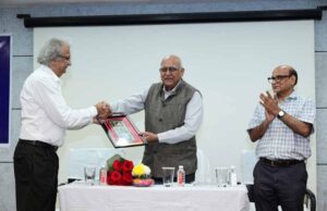 क्वांटम भौतिकी के जनक आचार्य बोस को विज्ञान केंद्र में दी गई श्रद्धांजलि