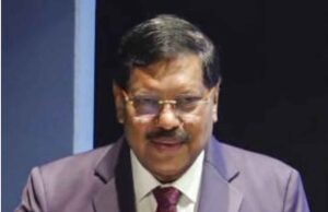 दरवाज़ा बंद कर जज के सामने पिटाई, वकील की दलील सुन CJI भड़के