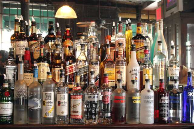wine_liquor_1A_80_3-1.jpg