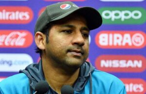 PCB का बड़ा फैसला: पाकिस्तानी टीम के नए टेस्ट कोच के रूप में सरफराज अहमद पर भरोसा