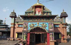 महाअष्टमी विशेष: बंजारी मंदिर में नाग-नागिन के दर्शन की मान्यता, भक्तों का लगा तांता