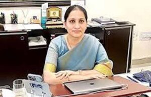 Rajasthan IPS Nitya: सादगी से जीता दिल, चौकी छोड़ जमीन पर खड़े होकर लिया सम्मान