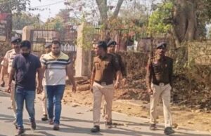 नशे में हंगामा पड़ा भारी, आरोपियों की शहर में परेड कर पुलिस ने दिया सख्त संदेश