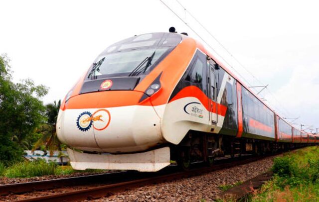 Vande_Bharat_Express_73_2.jpg