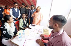 मुख्यमंत्री योगी आदित्यनाथ ने की सफल महिला उद्यमियों की सराहना, अन्य महिलाओं के लिए बताया प्रेरणास्रोत