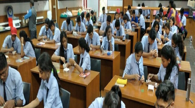 school_A_82_1-2.jpg