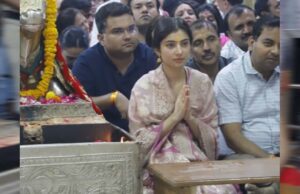 सारा और अर्जुन पहुंचे महाकाल के दर, 1700 करोड़ के पार धुरंधर ने टेका माथा