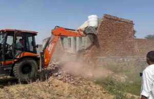 बुलडोजर की कार्रवाई: जेडीए ने अवैध कॉलोनियों और कब्जों पर कसा शिकंजा