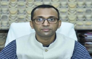 अम्बिकापुर : कलेक्टर ने ली जिला स्तरीय स्वास्थ्य विभाग की समीक्षा बैठक