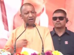 ‘हिंदू त्योहारों पर कर्फ्यू, ममता सड़कों पर नमाज पढ़वाती हैं’, CM योगी ने किया ममता पर तीखा हमला