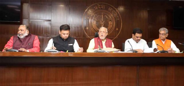 Cabinet_11.jpg