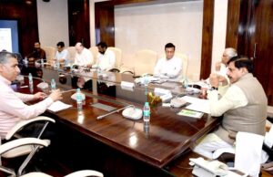 छात्र-आश्रमों में अनुशासन और राष्ट्रभक्ति को बढ़ावा देने मुख्यमंत्री डॉ. यादव ने दिए निर्देश