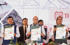 केन्द्रीय रक्षा मंत्री सिंह बोले – किसान देश की अर्थव्यवस्था की रीढ़, किसानों के विकास के लिए हम हैं प्रतिबद्ध