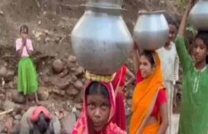 नेतरहाट तराई के गांव में पानी के लिए हाहाकार, 300 लोगों की जिंदगी प्रभावित