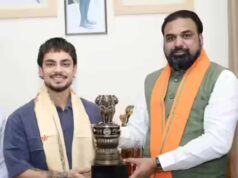 बिहार के लाल ईशान किशन पर गर्व, मुख्यमंत्री सम्राट चौधरी ने सौंपा 1 करोड़ का चेक