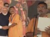 ब्रिगेड ग्राउंड में ऐतिहासिक शपथ समारोह, दुर्गा छवि और गेरुआ प्रतीकों से सजा मंच