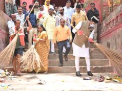 मंत्री विश्वास सारंग ने किया श्रमदान, द्वारका नगर की बावड़ी सफाई अभियान में उतरे मैदान में