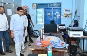 मंत्री टंक राम वर्मा का सख्त निर्देश, कॉलेज स्टाफ समय पर पहुंचे महाविद्यालय