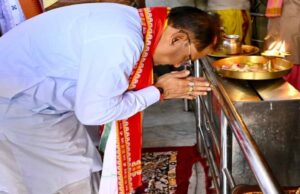 जगन्नाथ मंदिर पहुंचे CM विष्णुदेव साय, हरिनाम संकीर्तन यज्ञ में शामिल होकर मांगी प्रदेश की खुशहाली