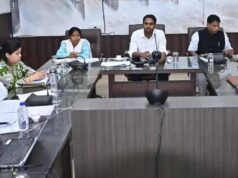 धमतरी में उर्वरक वितरण सुदृढ़ करने प्रशासन और विक्रेताओं के बीच हुआ संवाद
