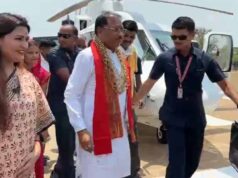 अचानक गांव पहुंचे CM साय, हेलिकॉप्टर लैंड कर पेड़ तले लगाई चौपाल