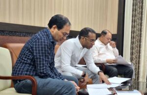 रायपुर : लोक निर्माण विभाग के सचिव ने अधिकारियों की ली बैठक