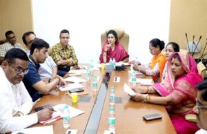 निर्माण कार्यों से आमजन को न हो असुविधा, मानसून से पूर्व पूरे हों आवश्यक कार्य : राज्यमंत्रीगौर