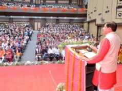 सरकार की तैयारी: हेल्थ इंश्योरेंस स्कीम से ‘दो संतान’ की बाध्यता खत्म करने पर विचार