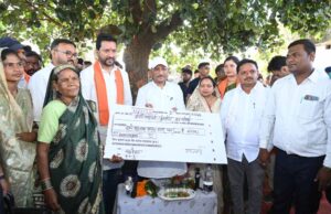 सुशासन तिहार: चौपाल में मिली राहत, सरलाबाई मरावी की समस्या का मुख्यमंत्री ने किया त्वरित समाधान