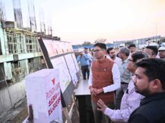 रेलवे ओवरब्रिज, आईटी बिल्डिंग, स्पोर्ट्स कॉम्प्लेक्स सहित कई परियोजनाओं की प्रगति का लिया जायजा
