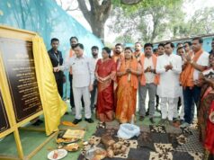उद्योग मंत्री लखनलाल देवंागन के मुख्य आतिथ्य एवं महापौर मती संजूदेवी राजपूत की अध्यक्षता में किया गया इन विकास कार्यो का भूमिपूजन