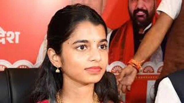 tHAKUR_01.jpg