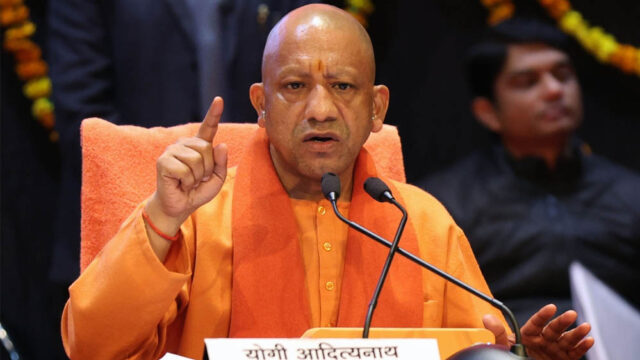 yogi_133_1-8.jpg