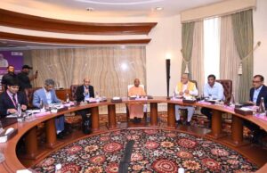 बेंगलुरु रोड शो में चमका यूपी मॉडल, उद्योग जगत ने योगी सरकार की नीतियों को सराहा