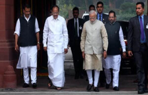 मोदी कैबिनेट में बदलाव की आहट! कई मंत्रियों की छुट्टी तय?, TMC और शिवसेना के बागियों की एंट्री की चर्चा