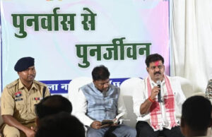 पुनर्वासित युवाओं से मिले उपमुख्यमंत्री विजय शर्मा और वन मंत्री केदार कश्यप, जाना हाल-चाल