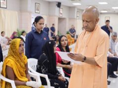 जनता दर्शन में सीएम योगी का सख्त रुख, अफसरों को दिए त्वरित कार्रवाई के निर्देश