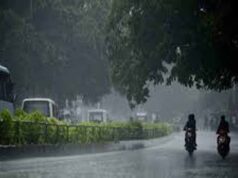 तूफान और बारिश के बाद सुहाना हुआ मौसम, अब बढ़ी नमी से लोग बेहाल