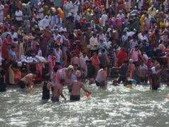 आर्द्रा स्नान पर बक्सर के घाटों पर जुटे 20 हजार श्रद्धालु, गंगा स्नान के लिए उमड़ी भीड़