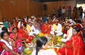 सामूहिक विवाह से सामाजिक बदलाव की मिसाल बना जगदलपुर, 17 जोड़े परिणय सूत्र में बंधे