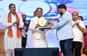 एनएचएम कर्मचारी संघ के प्रदेश स्तरीय महासम्मेलन में शामिल हुए मुख्यमंत्री