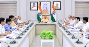 24×7 हेल्पलाइन और परामर्श व्यवस्था से लोगों को मिल रही मदद