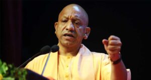सीएम योगी की मंशा के अनुरूप उपस्थिति का तैयार होगा रोस्टर, आय- जाति- निवास प्रमाणपत्र व खतौनी आदि के लिए होगा त्वरित निस्तारण