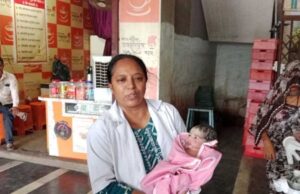 अस्पताल पहुंचने से पहले प्रसव: खरगोन के सार्वजनिक शौचालय में गूंजी नवजात की किलकारी