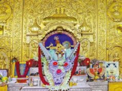 कृष्णधाम सांवलिया सेठ को जयपुर भक्त ने अर्पित की स्वर्ण बांसुरी