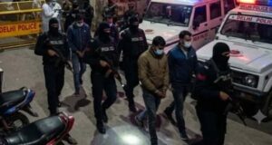 दिल्ली-पंजाब से 6 संदिग्ध गिरफ्तार, हथियार और पेट्रोल बम बरामद
